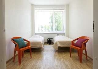 Хостелы EHE Hostel Таллин Двухместный номер с 1 кроватью или 2 отдельными кроватями, общая ванная комната-10